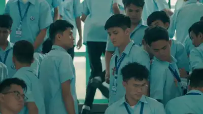 Cậu Bé Được Các Vì Sao Báo Trước