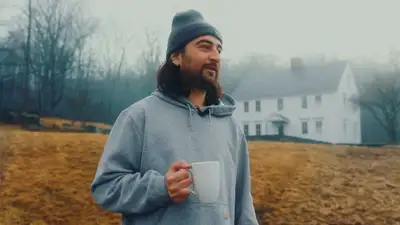 Noah Kahan: Trải Nghiệm Thoát Xác