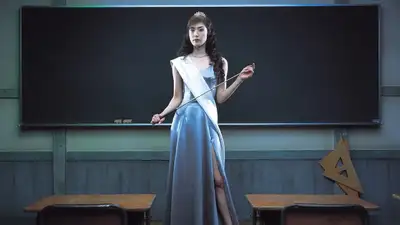 Nữ Hoàng Lớp Học